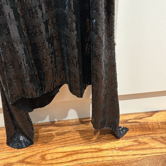 Bebe razorback sequin top XS - Picture 4 of 5